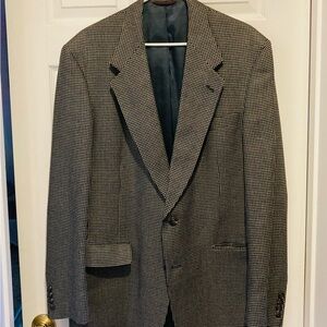 Hart Schaffner Marx Black and White Patterned Blazer